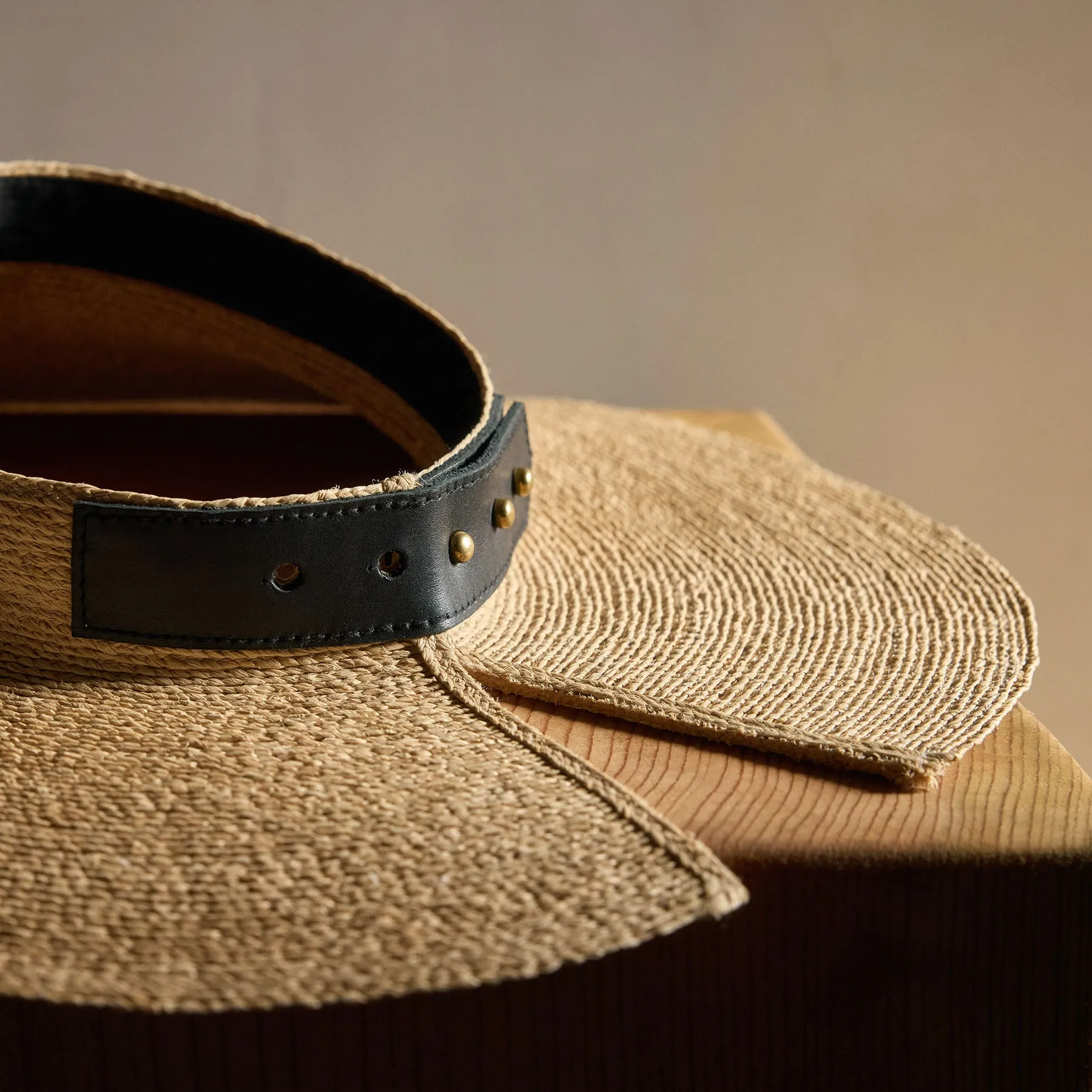 Janessa Leone Birdie Visor - Natural