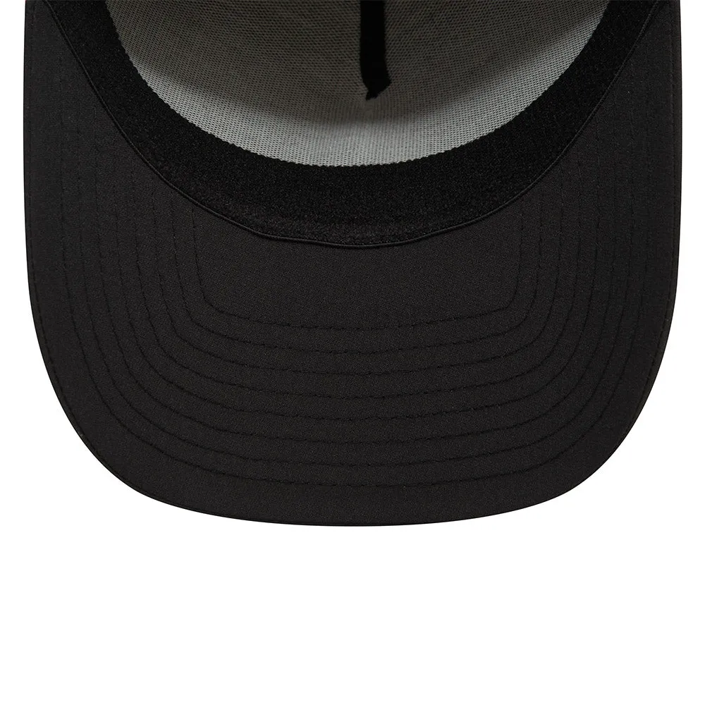 Manchester United Puff Print Team 39THIRTY A-Frame Fitted