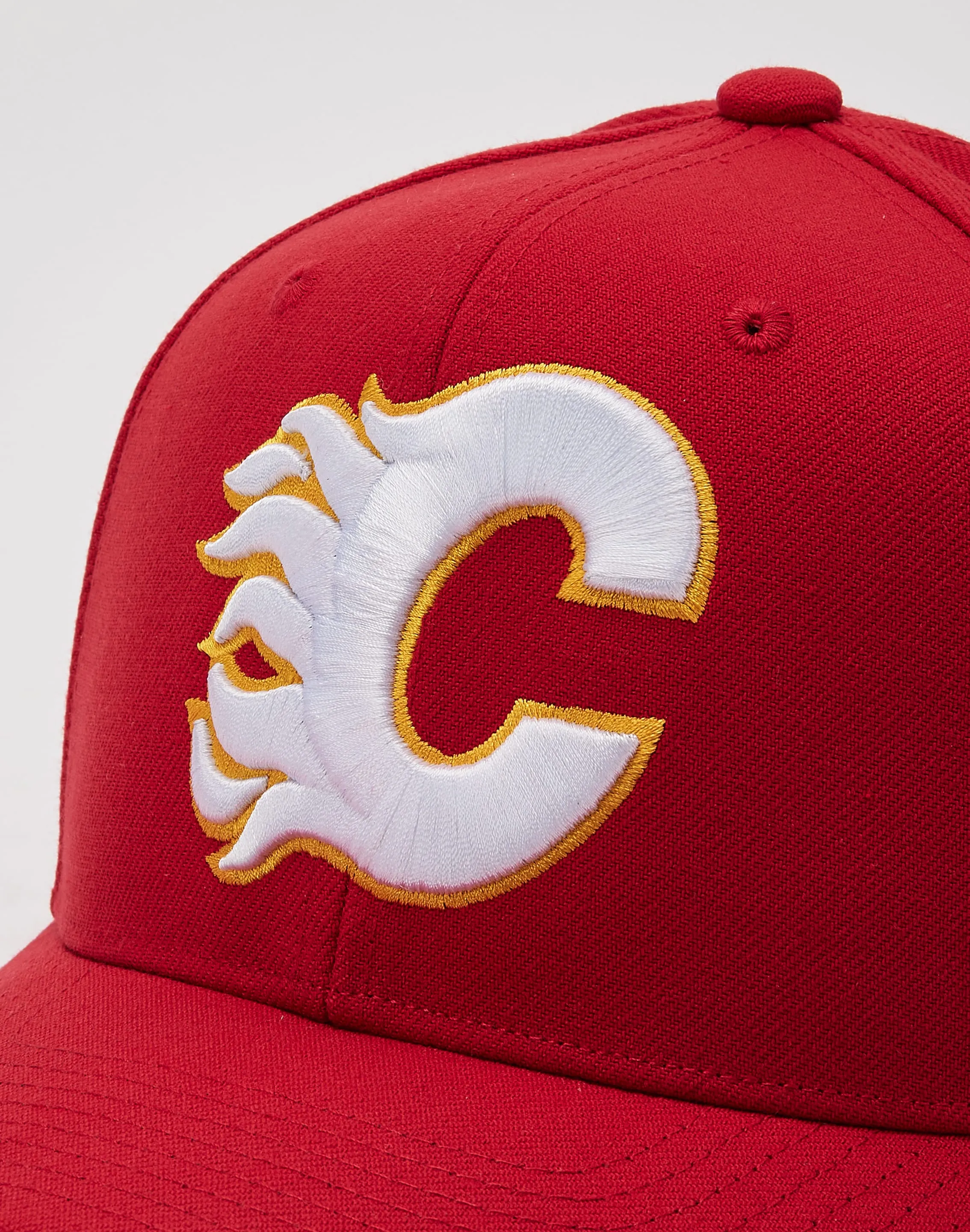 Mitchell & Ness NHL Team Grounds 2.0 Calgary Flames Snapback Hat