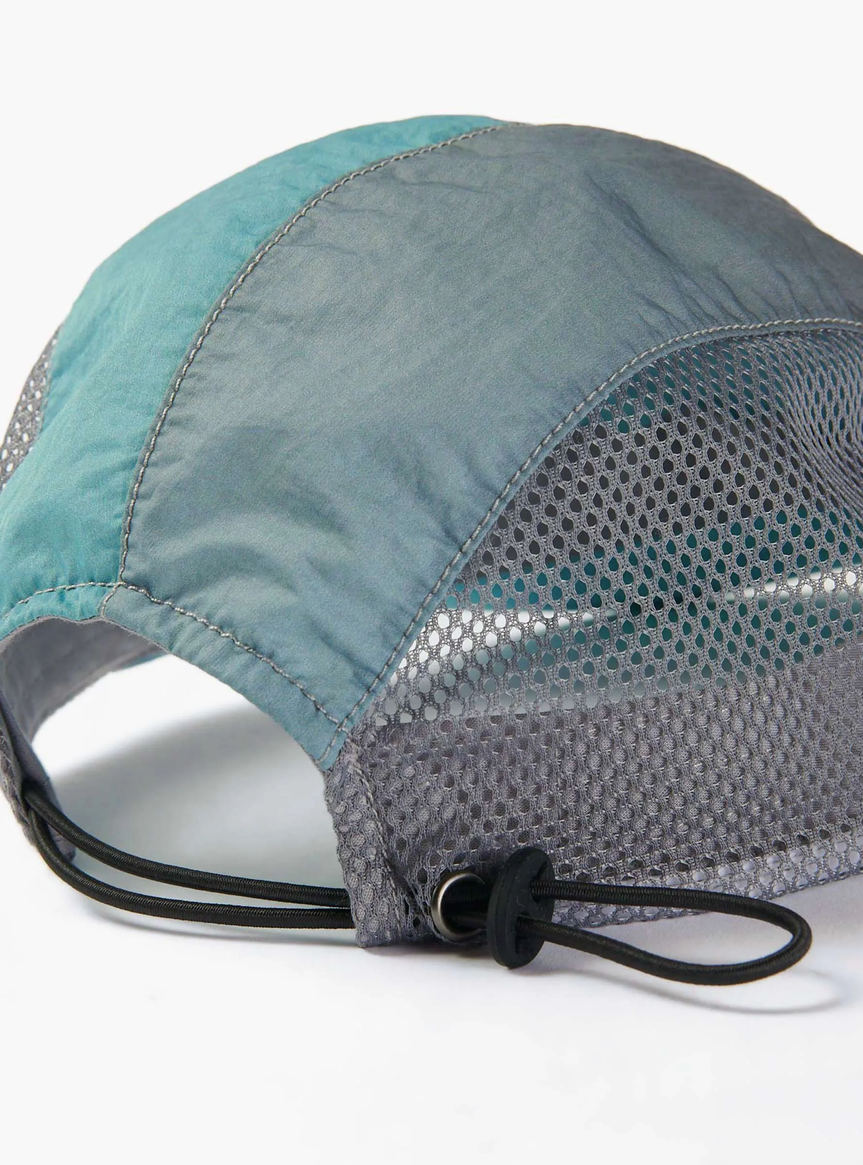 Sunburst Cap Blue Gradient